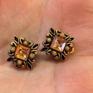 Vintage clip on pink stone earrings